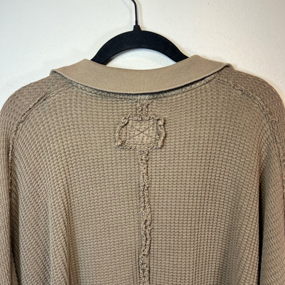 We The Free People Womens Travis Oversized Thermal V-Neck Polo Shirt Green Small - Picture 10 of 13